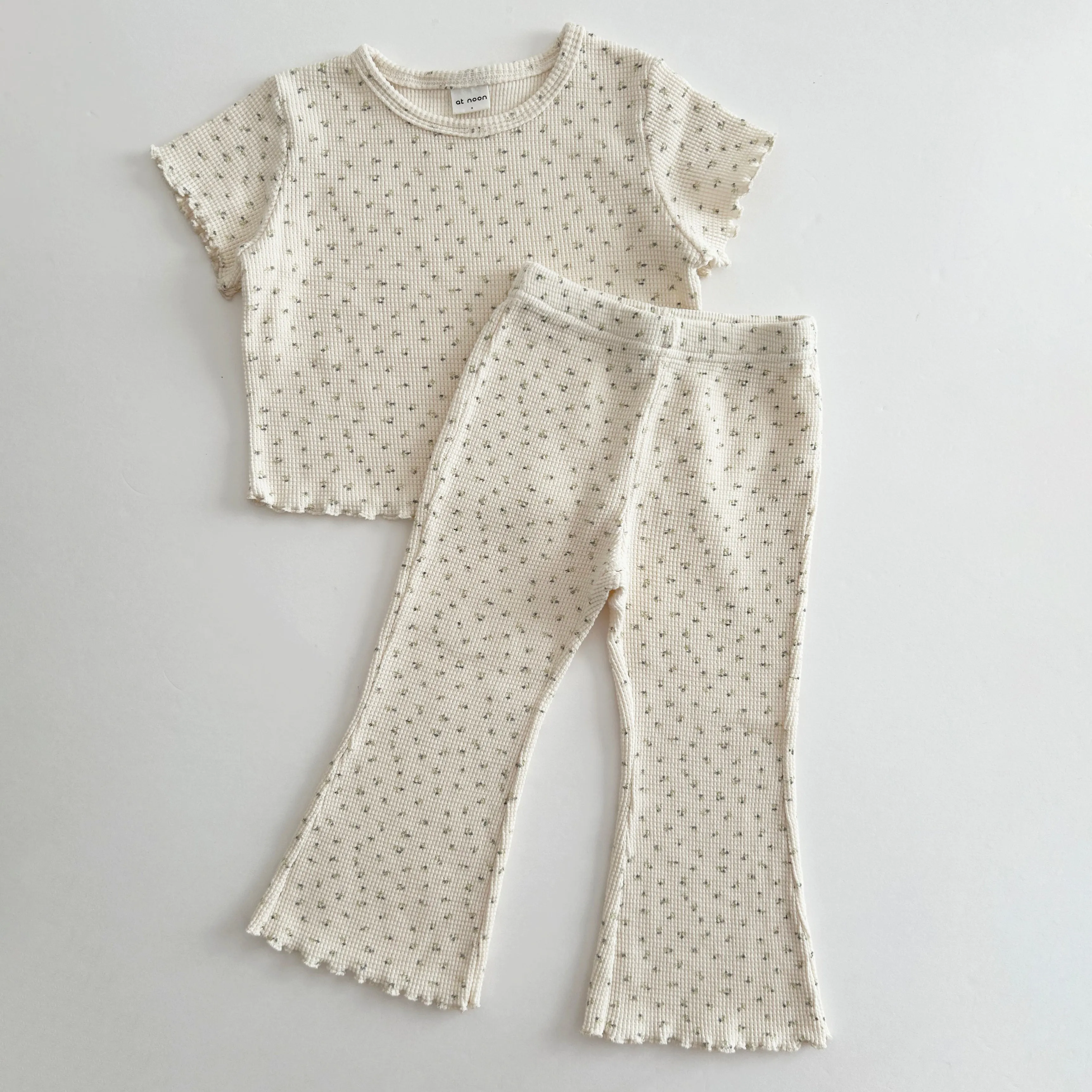 [At Noon Exclusive] Kids Cozy Waffle Lettuce-edge Flare Pants (1-7y) - Floral