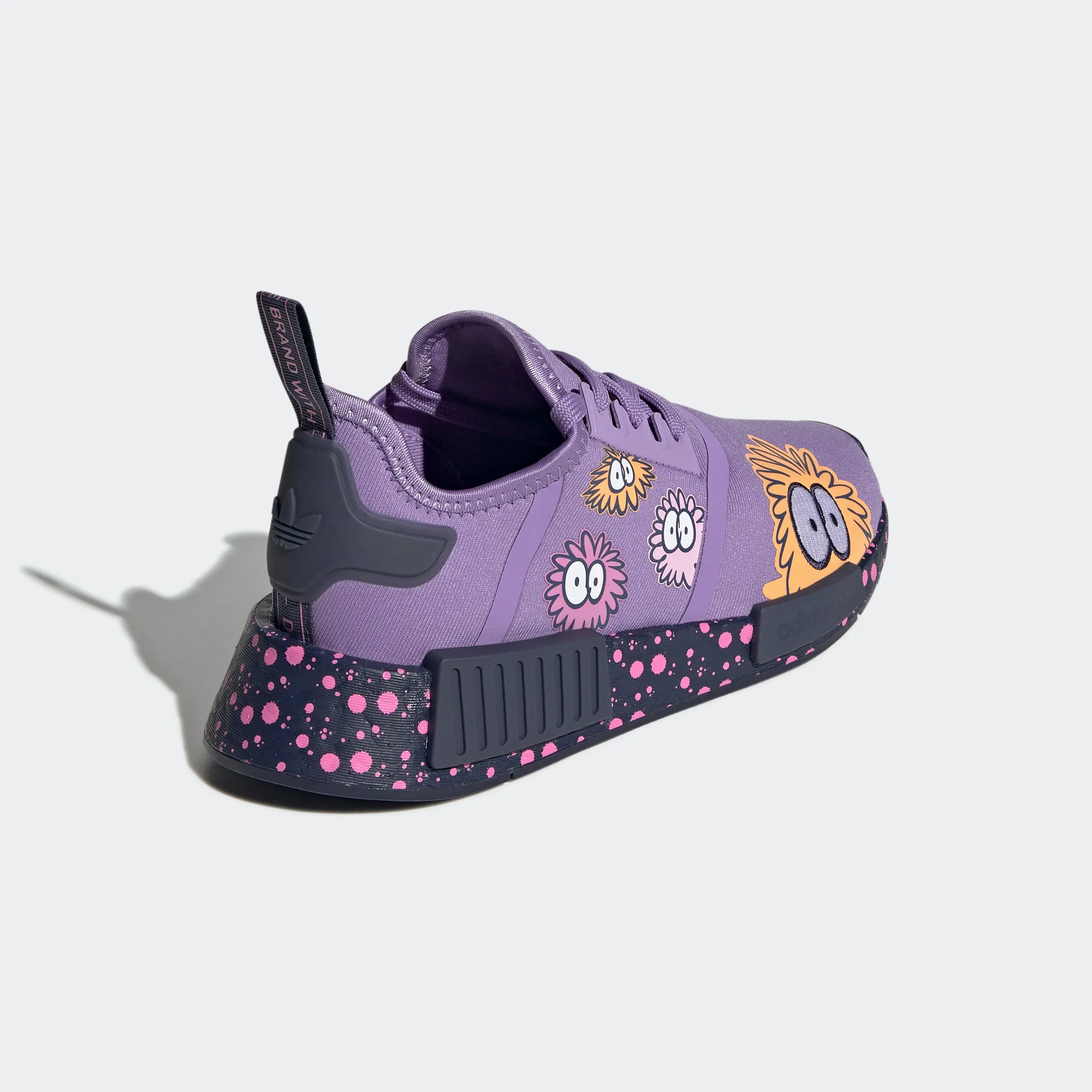 Big Kids adidas Originals x Kevin Lyons NMD_R1 Shoes