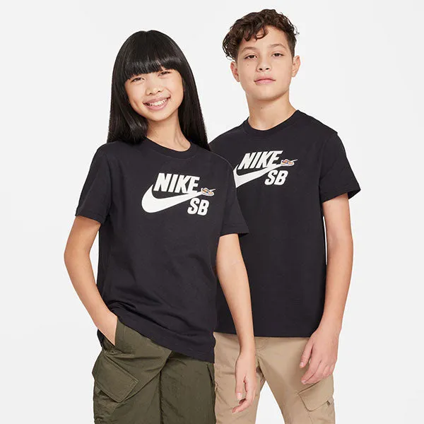 Nike SB NSW Big Kids T-Shirt in Black Adicolor Trefoil