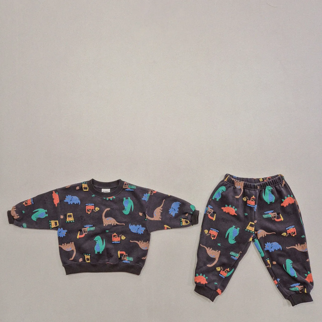 Kids Soy W24 Warm Brushed Fabric Dinosaur Sweatshirt and Jogger Pants Set (1-6y) - 2 Colors