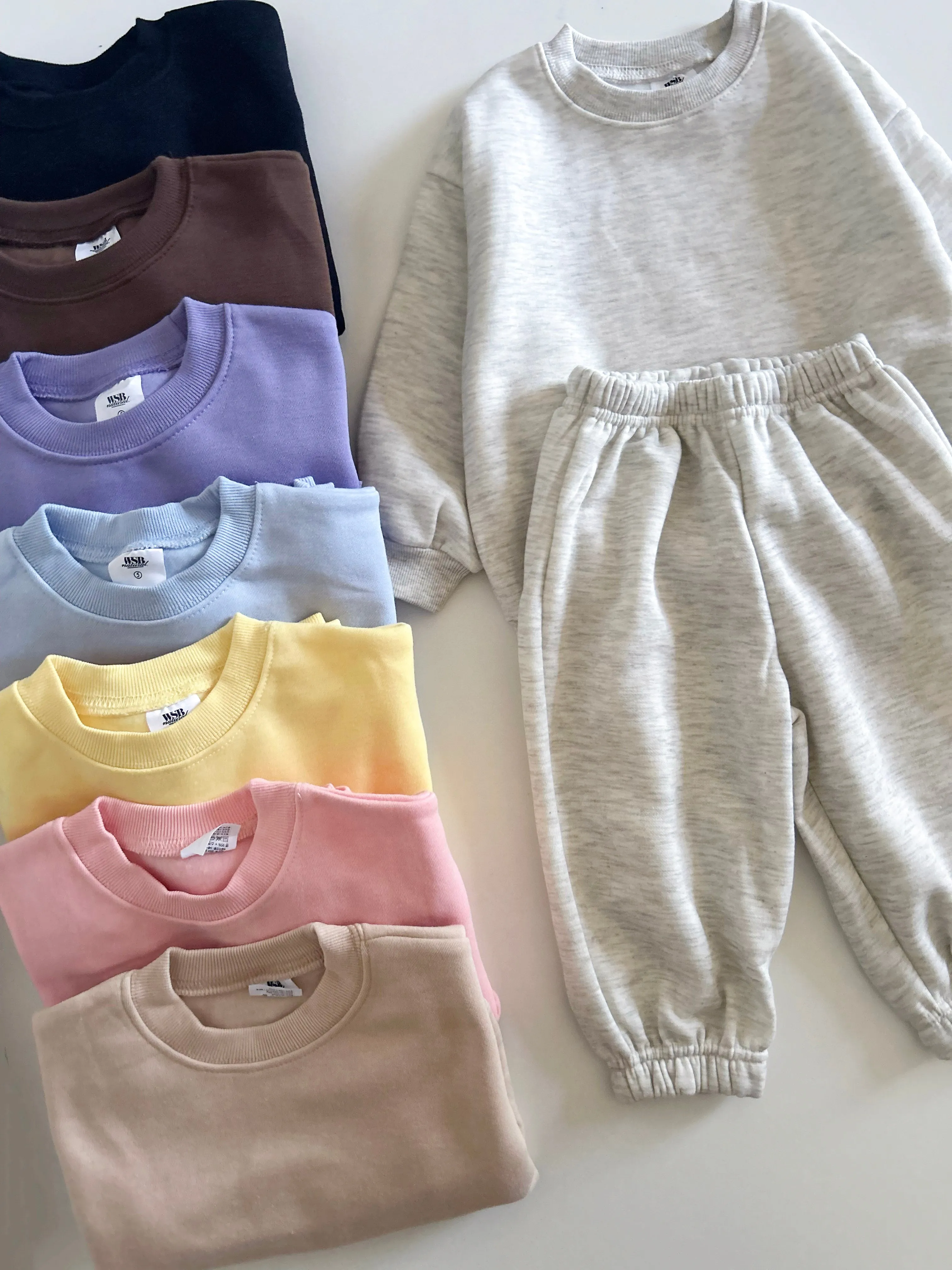 Kids Warm Brushed Fabric Basic Sweatshirt and Jogger Set (2-8y) - 8 Colors