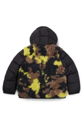 Kids' hooded jacket with camouflage sherpa back