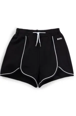 Kids' shorts in stretch fabric with piping and logo