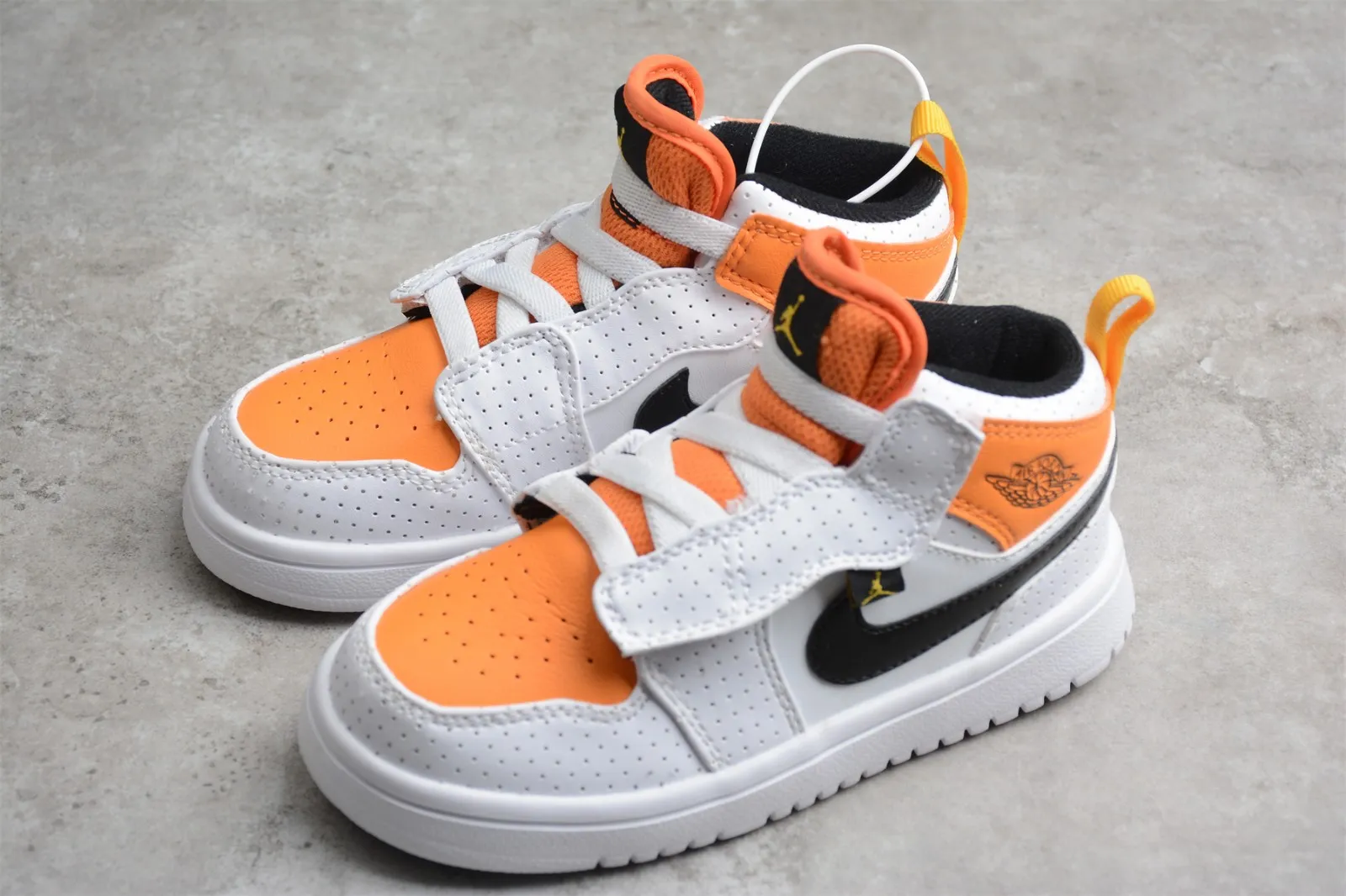 Nike Air Jordan 1 Mid ALT Kids White Orange BQ6472-907