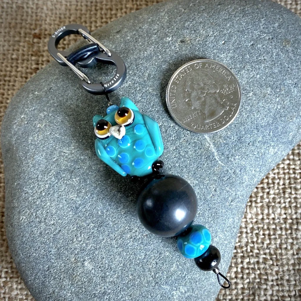 Turquoise & Blue Owl Clip-on