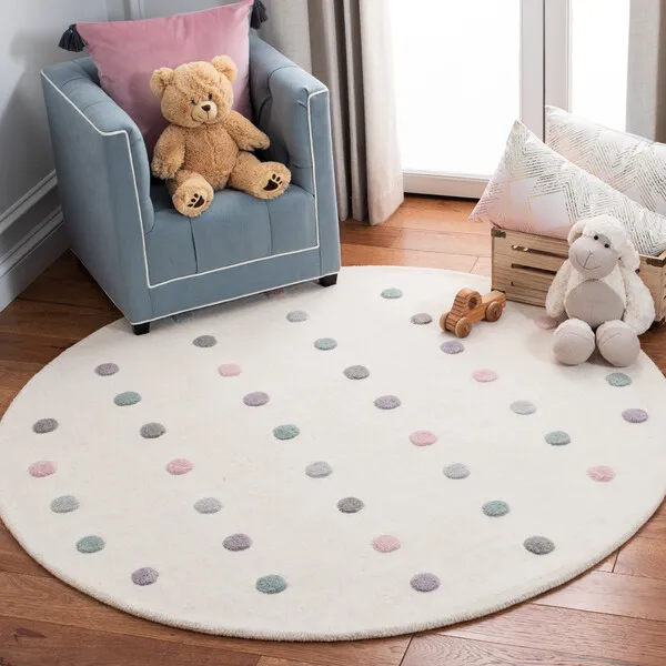 Safavieh Kids Aubrey Rug, Ivory